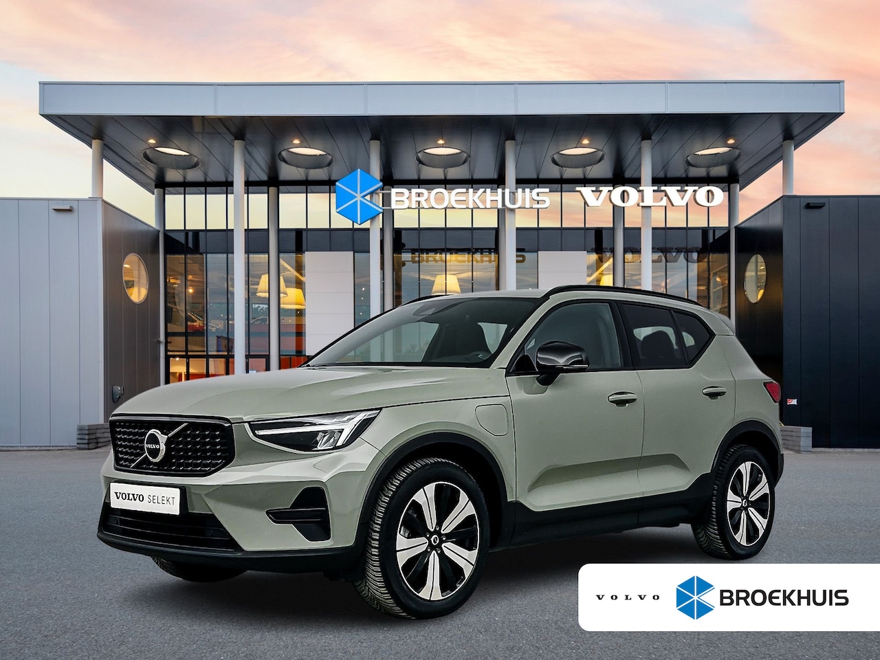 Volvo XC40 - T4 Recharge Plus Dark | 19" | Harman Kardon | Elektrisch verstelbare stoelen | Stoel/Stuur - AutoWereld.nl