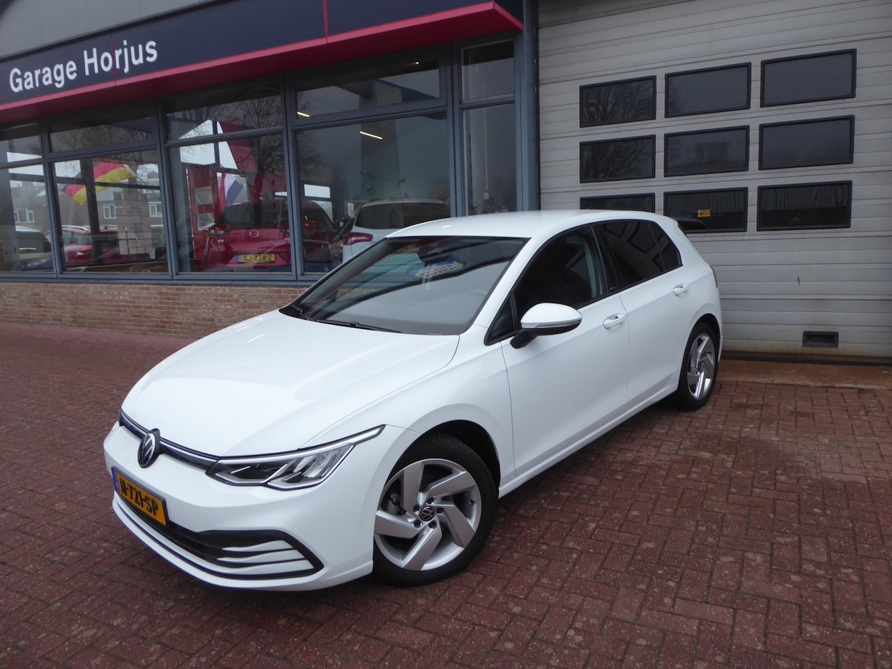 Volkswagen Golf - 1.0 TSI Life 1.0 TSI Life, 2021 NAVI, CLIMA, CRUISE, DIGI DASH, APPLE CARPL, STOEL EN STUURVERW. - AutoWereld.nl