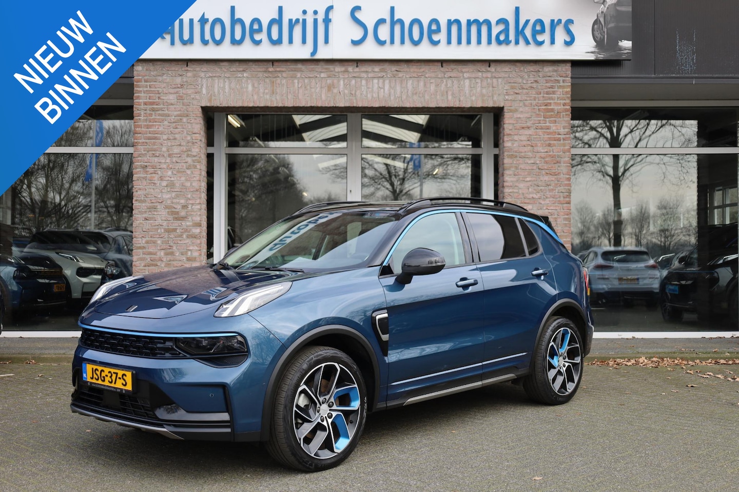 Lynk & Co 01 - 1.5 261PK! CAMERA STOELVERW. PANO/SCHUIF MEMORY INFINITY DAB NAVI CARPLAY ELEK.ACHTERKLEP - AutoWereld.nl