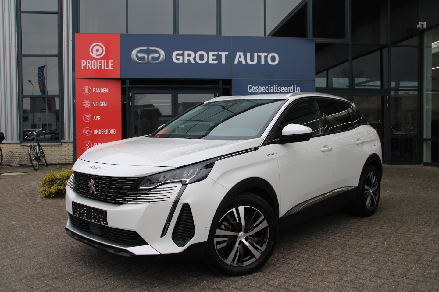 Peugeot 3008 - 1.6 HYbrid 225 Allure Pack Automaat Plug-in Hybrid Airco Navi Camera Carplay - AutoWereld.nl