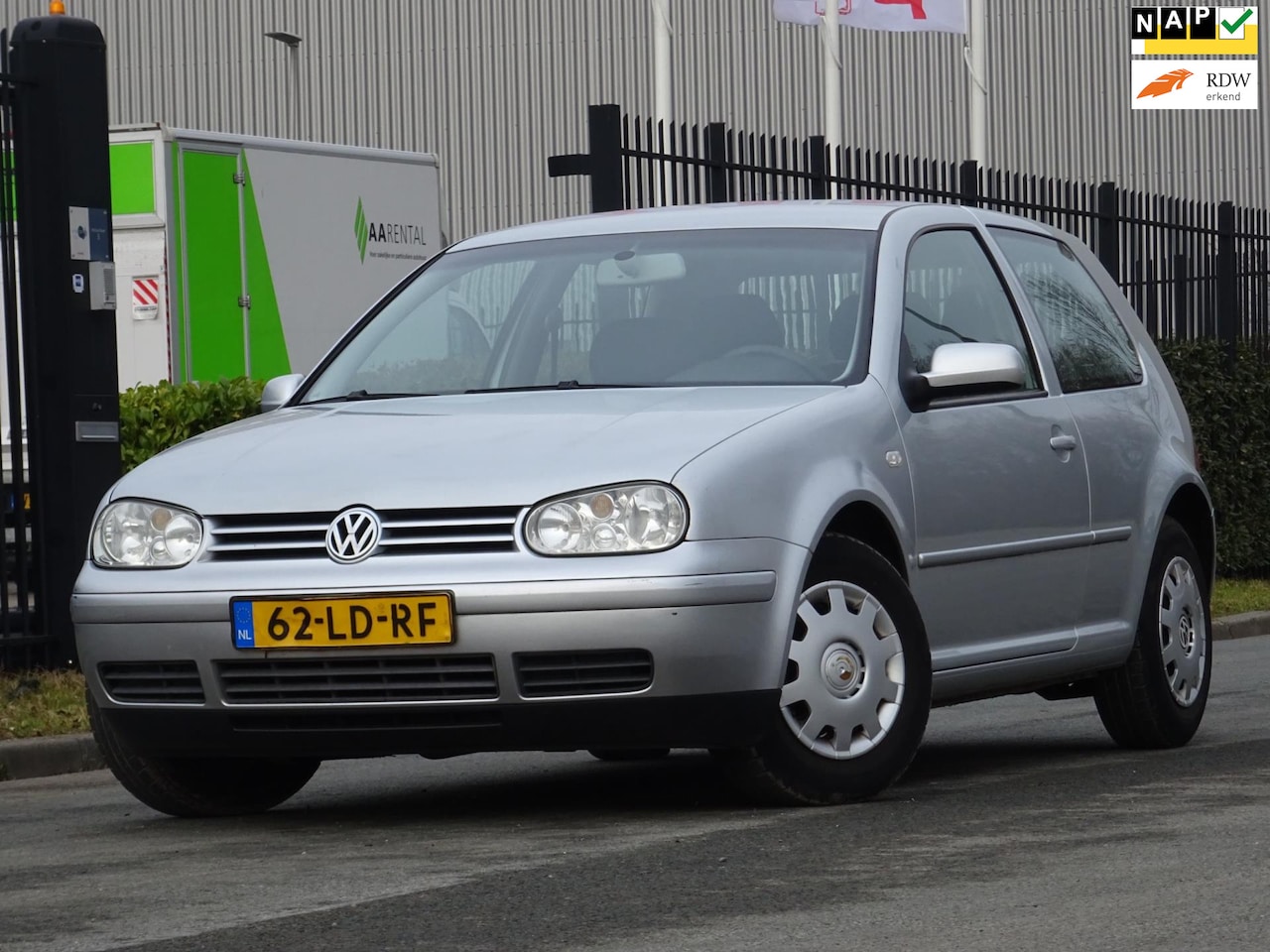 Volkswagen Golf - 1.4-16V Oxford NAP/CLIMA/NIEUWE APK - AutoWereld.nl