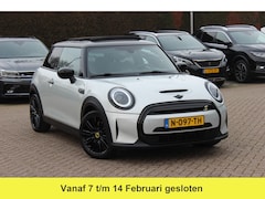 MINI Mini-Electric - Business Edition 33 kWh / Panoramadak / Leder / Keyless / 17'' / CarPlay / Navigatie / Stu