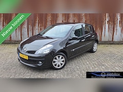 Renault Clio - 1.2-16V Business Line 5DRS | Nieuwe Distributie