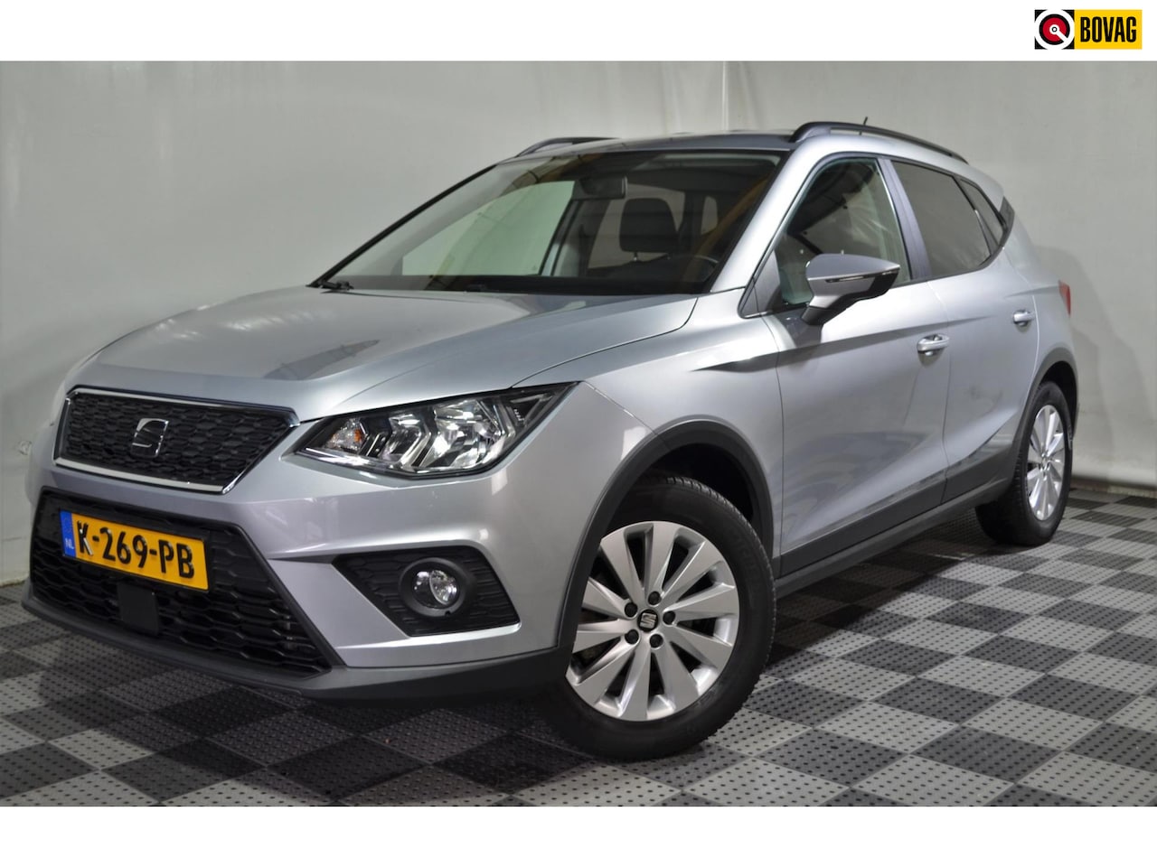 SEAT Arona - 1.0 TSI 135PK Style Automaat-NAV- apple carplay-Trekhaak - AutoWereld.nl