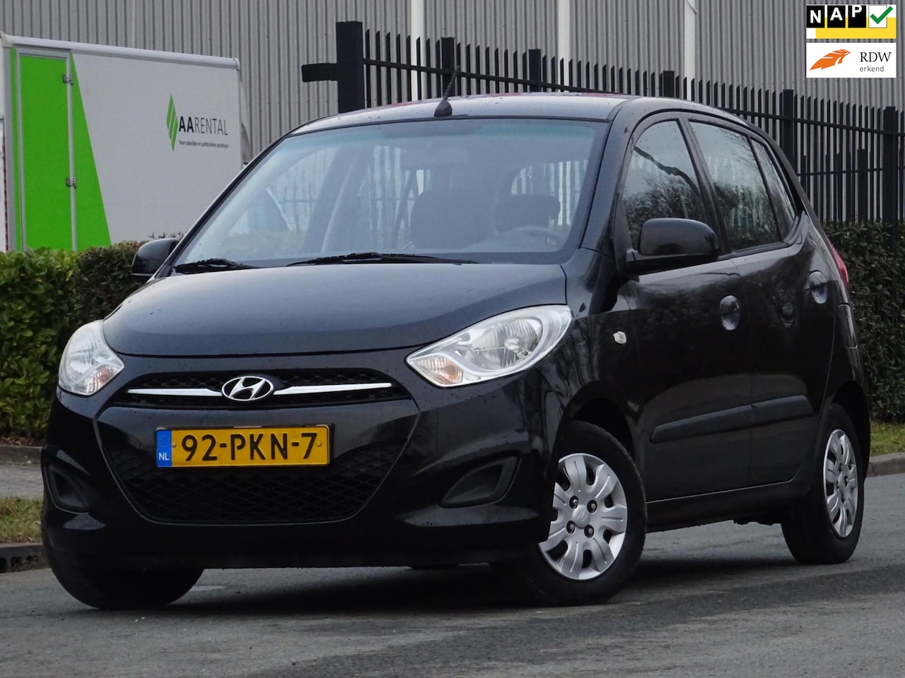 Hyundai i10 - 1.1 i-Drive Cool 5DRS NAP/AIRCO/APK 02-2027 - AutoWereld.nl