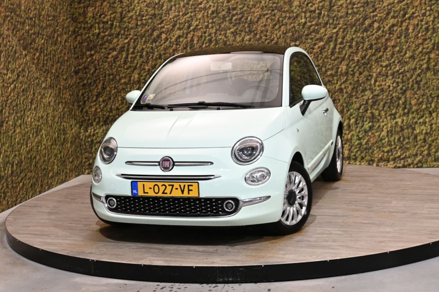 Fiat 500 - 1.2 Lounge | Panorama | PDC | Airco | Mintgroen - AutoWereld.nl