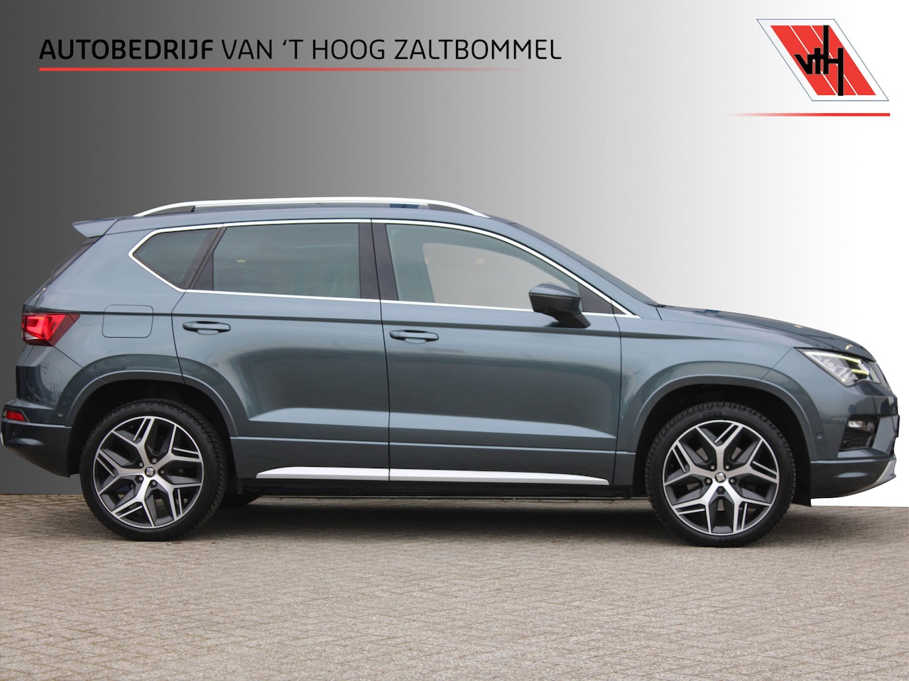 SEAT Ateca - 1.5 TSI 150PK FR Business Intense VIRTUAL COCKIT 360-CAMERA CARPLAY 19'' TREKHAAK - AutoWereld.nl