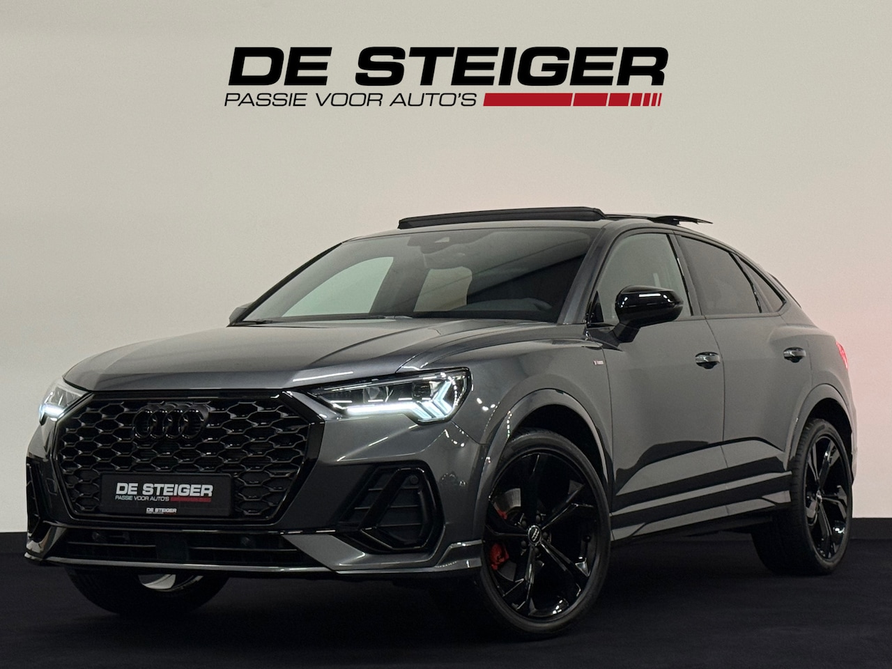 Audi Q3 Sportback - 35 TFSI 3 x S-line Pano Sfeer Sonos Keyless Leder - AutoWereld.nl