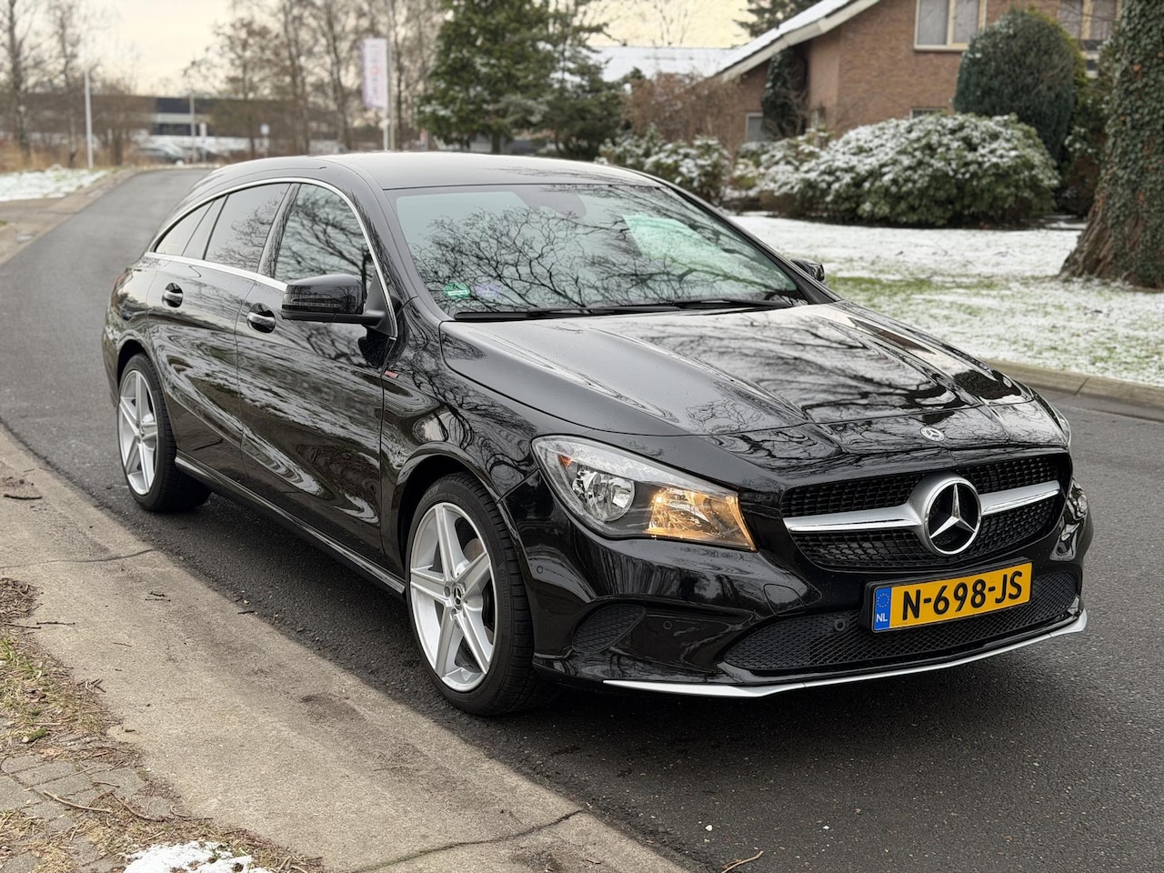 Mercedes-Benz CLA-klasse Shooting Brake - 180 Prestige limited edition - AutoWereld.nl