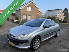 Peugeot 206 CC - 2.0-16V