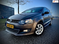 Volkswagen Polo - 1.2-12V STYLE UITVOERING, NIEUWSTAAT NIEUWE DISTRIBUTIEKETTING, APK