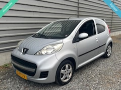 Peugeot 107 - 1.0-12V Black & Silver Alcantara|NW Koppeling |Airco|NW Apk| Elek Pakket| Luxe uitvoering