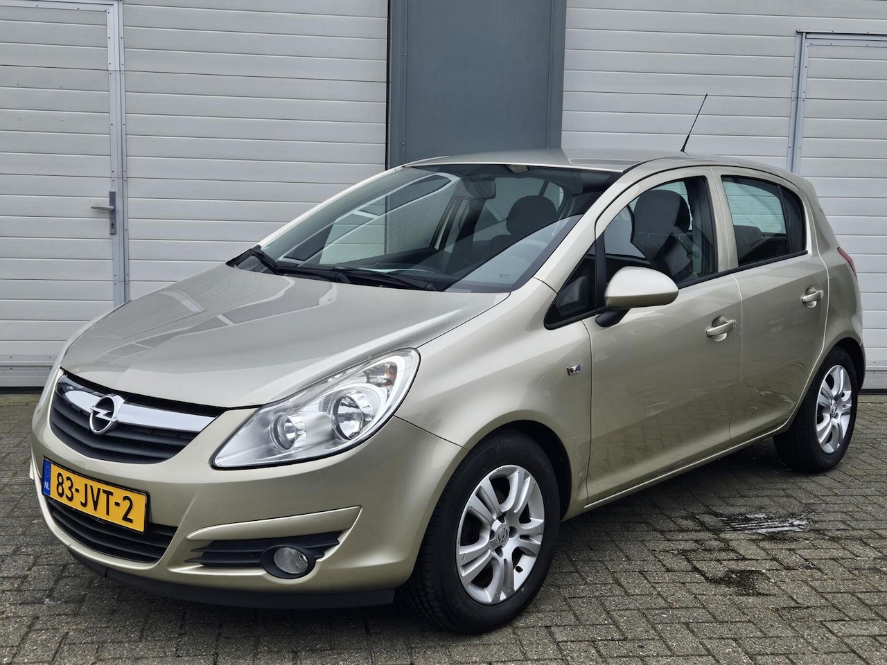 Opel Corsa - 1.4-16V Edition Automaat | Trekhaak | Airco | Cruise Control - AutoWereld.nl