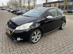 Peugeot 208 - 1.6 VTi XY 120PK 1e EIG DEALER PANO NAP
