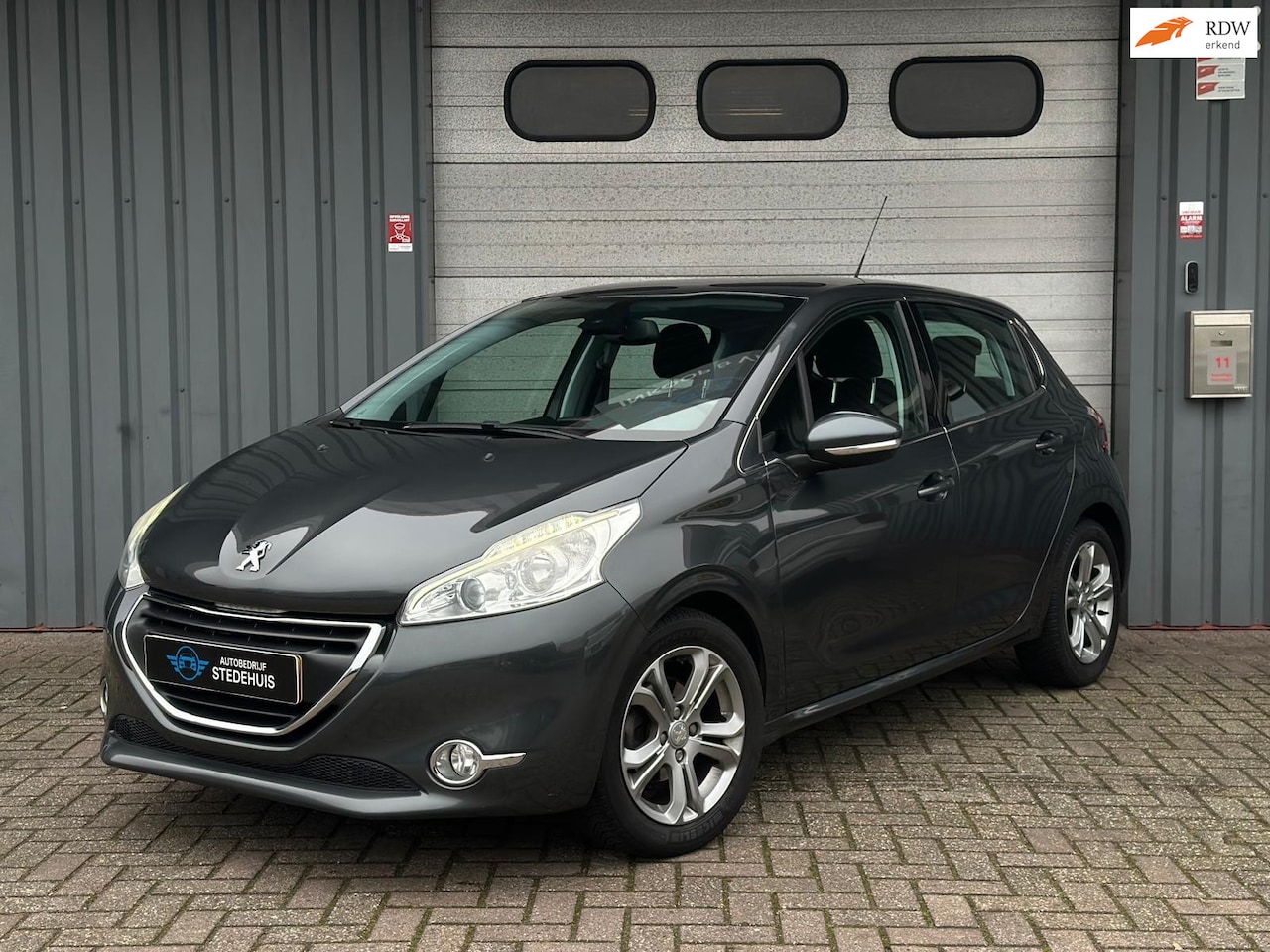 Peugeot 208 - 1.2 VTi Allure Bluetooth | cruisecontrol - AutoWereld.nl