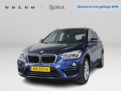 BMW X1 - xDrive20i | Panoramadak | Stoelverwarming | Parkeercamera | Trekhaak