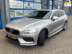 Volvo V60 - 2.0 B3 Business Pro, automaat, pilot assist, NAP, Navi