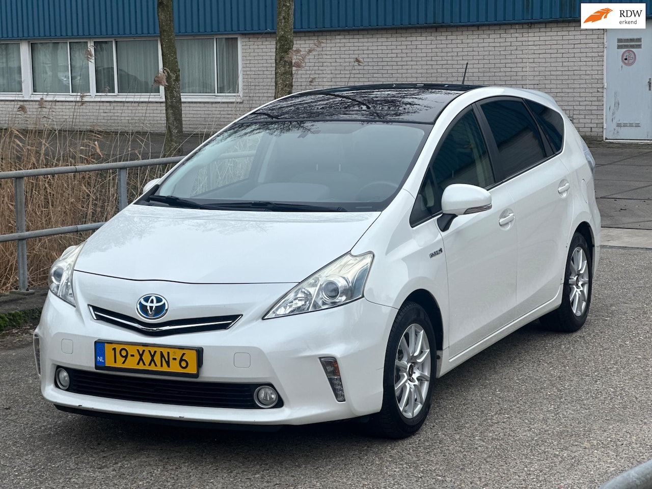 Toyota Prius Wagon - 1.8 Aspiration 96g!7-persoons!Panoramadak!Dealer onderhouden! - AutoWereld.nl