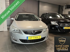Opel Astra - 1.4 Turbo Edition