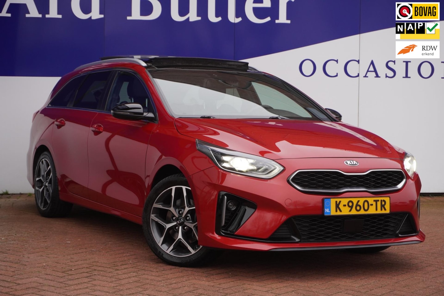Kia Cee'd Sportswagon - Ceed 1.0 T-GDi GT-Line+Led+Pano-dak+Leder+Stoel&stuur+Trek-haak = SUPER !! - AutoWereld.nl