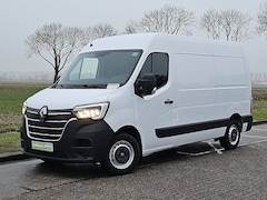 Renault Master - T33 2.3 dCi 135 L2H2 airco navi, pdc, trekhaak