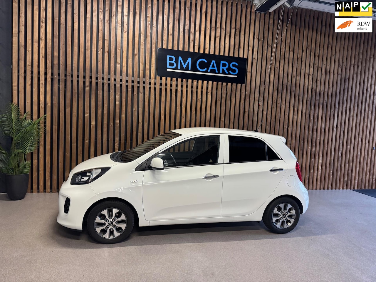 Kia Picanto - 1.0 CVVT ComfortPlusLine Navigator Camera,Cruise - AutoWereld.nl