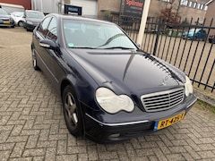 Mercedes-Benz C-klasse - 180 K. Elegance