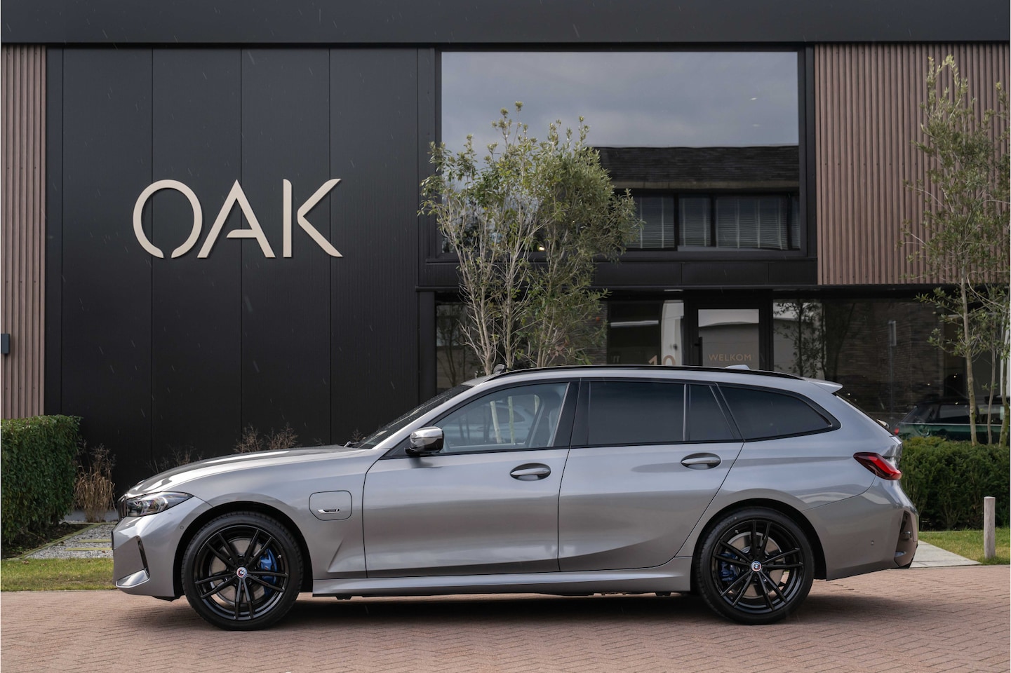 BMW 3-serie Touring - 330e xDrive | M-Sport | Live Cockpit | Panorama | Leder | Memory | ACC | Head-Up | H&K | 1 - AutoWereld.nl