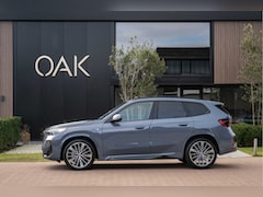 BMW X1 - sDrive18i | M-Sport | Live Cockpit | Panorama | Alcantara/Leder | Memory | H&K | Camera |