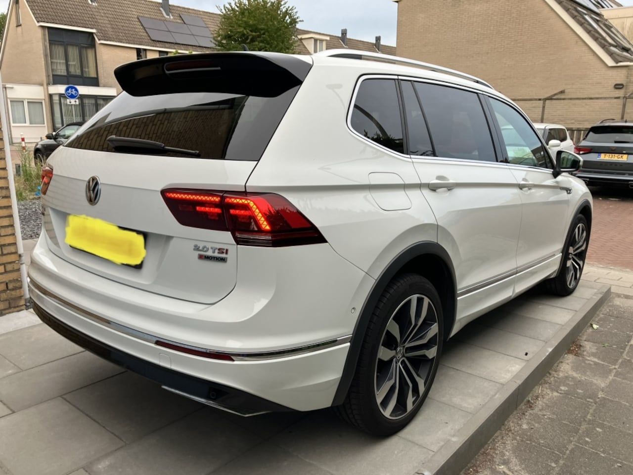 Volkswagen Tiguan Allspace - 2.0 TSI 4MOTION 220PK R-LINE 7P AUT DSG 2018 PANO - AutoWereld.nl