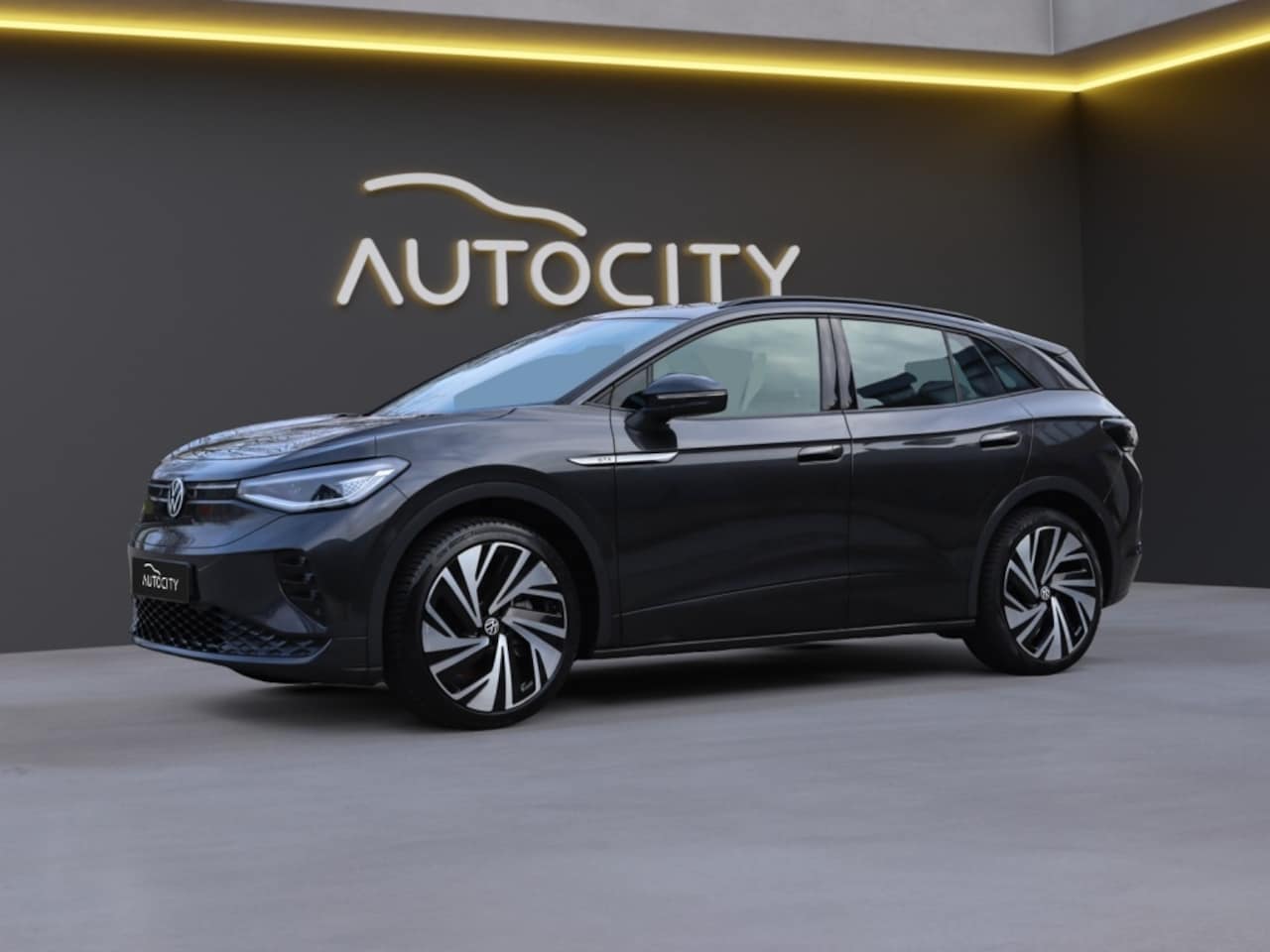 Volkswagen ID.4 - GTX 300 pk 4Motion 82Kwh 93% SOH l Warmtepomp l Elektrische stoe - AutoWereld.nl