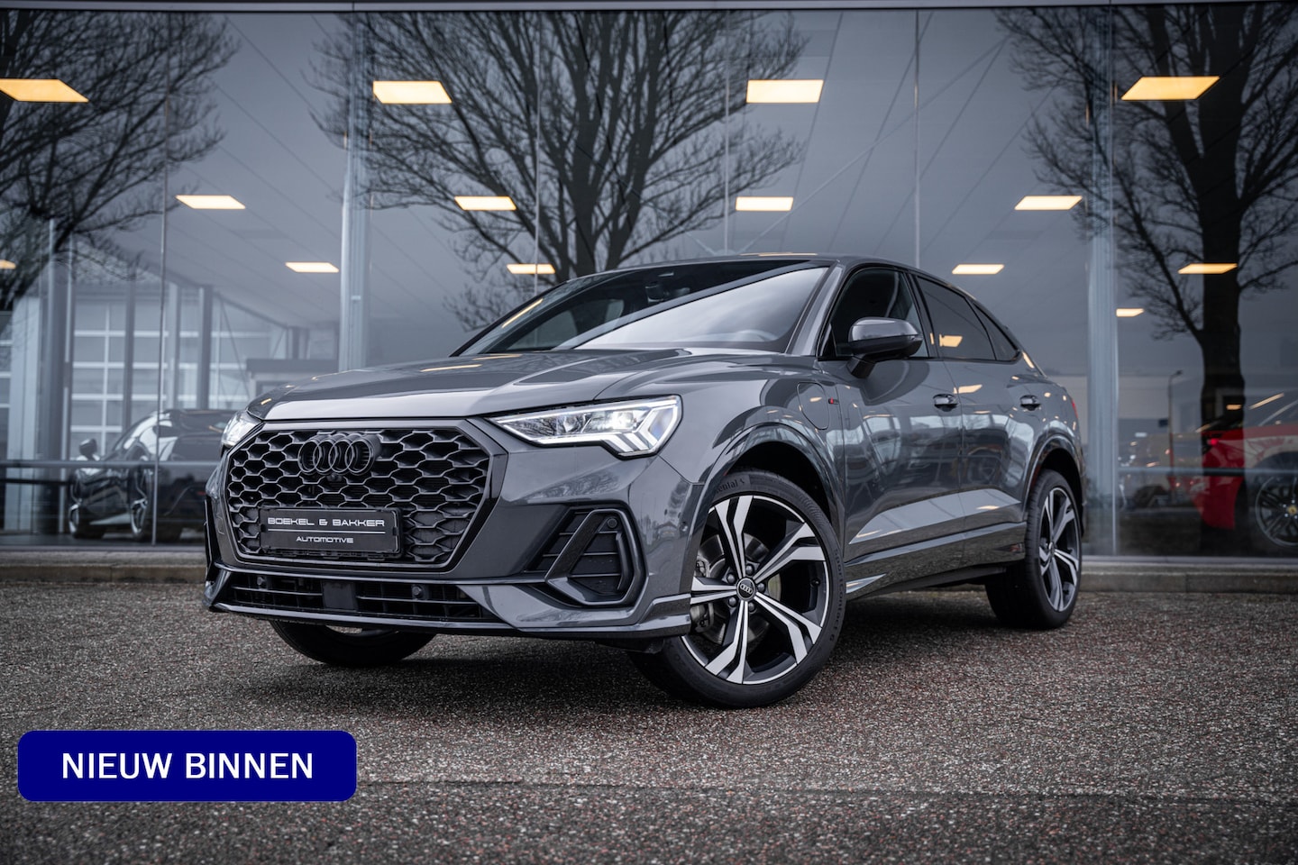 Audi Q3 Sportback - 45 TFSI e S Edition - 20inch - Optiek zwart - Keyless - AutoWereld.nl