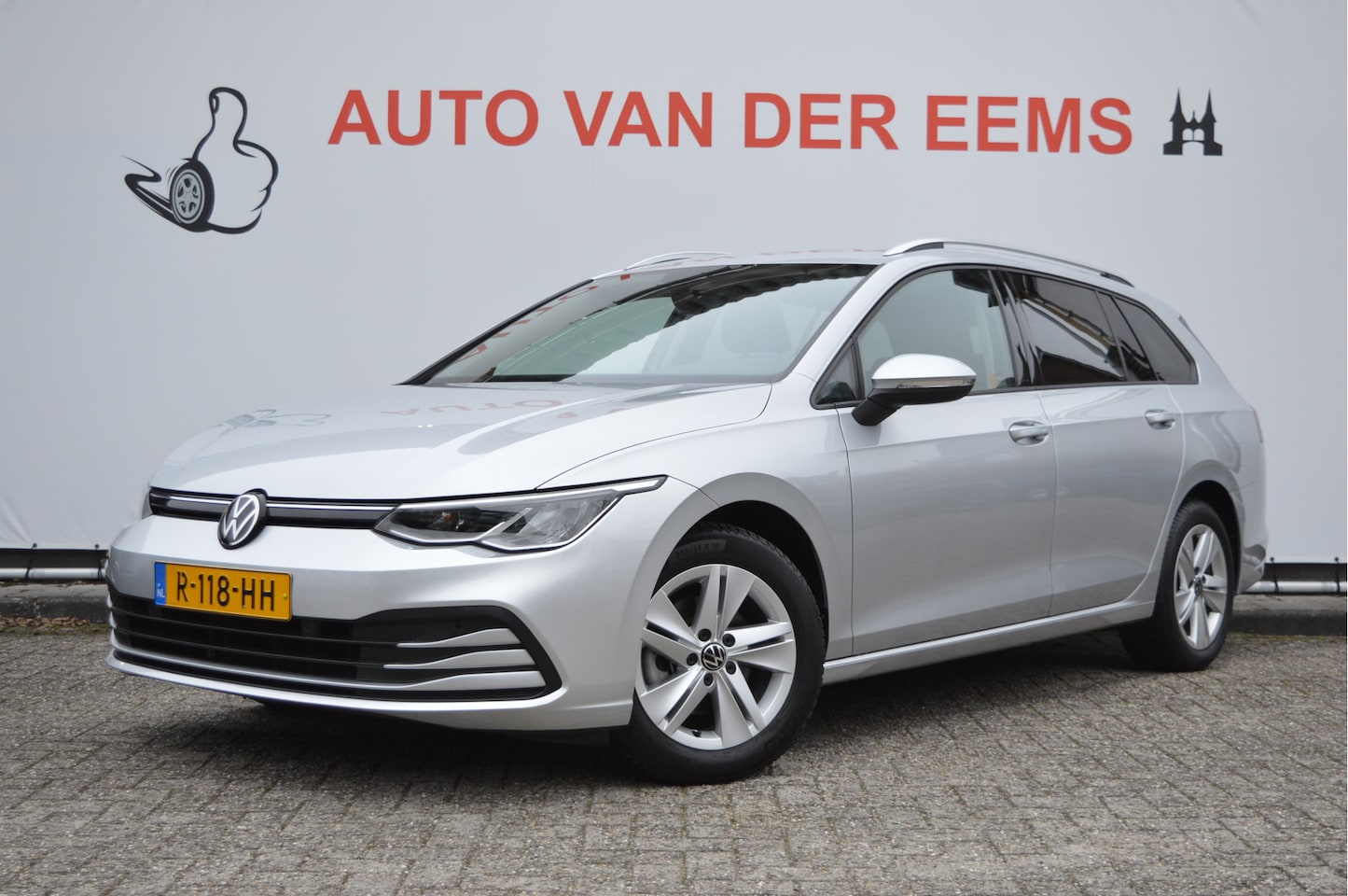 Volkswagen Golf Variant - 111PK TSI Life NL-auto / Virtual / Led verl. / Climate control - AutoWereld.nl
