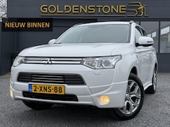Mitsubishi Outlander - 2.0 PHEV Executive Edition Trekhaak, Keyless, Camera, Navi, Halfleder, Clima, Cruise, Lm v