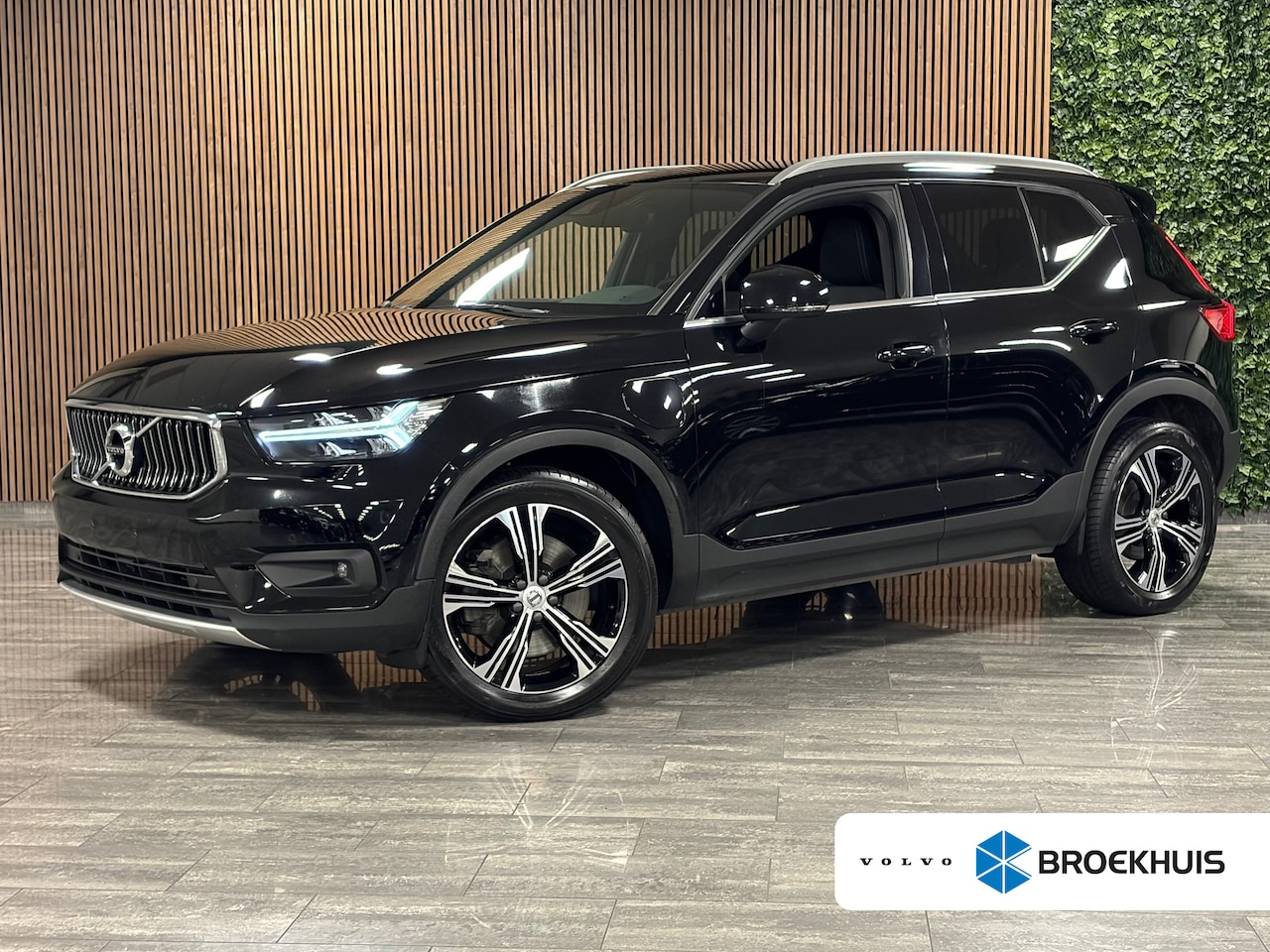 Volvo XC40 - T5 Recharge Inscription | Parkeercamera | 19 Inch | Cruise Control | Zitting verlenging vo - AutoWereld.nl