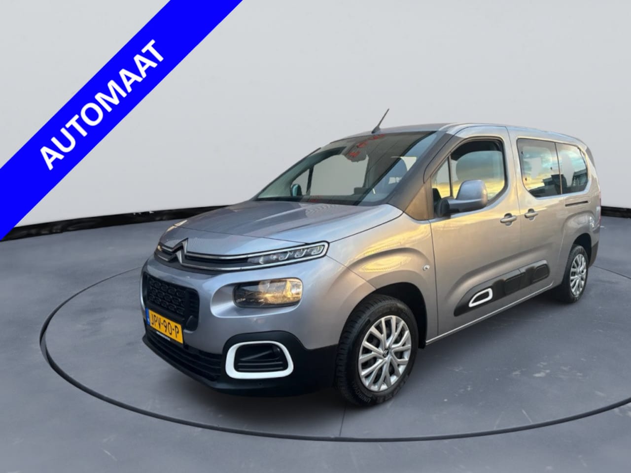 Citroën Berlingo XL - 1.2i Live 7p AUTOMAAT 130 PK NWE DISTR. 6 MND GAR | CLIMA | NAV - AutoWereld.nl