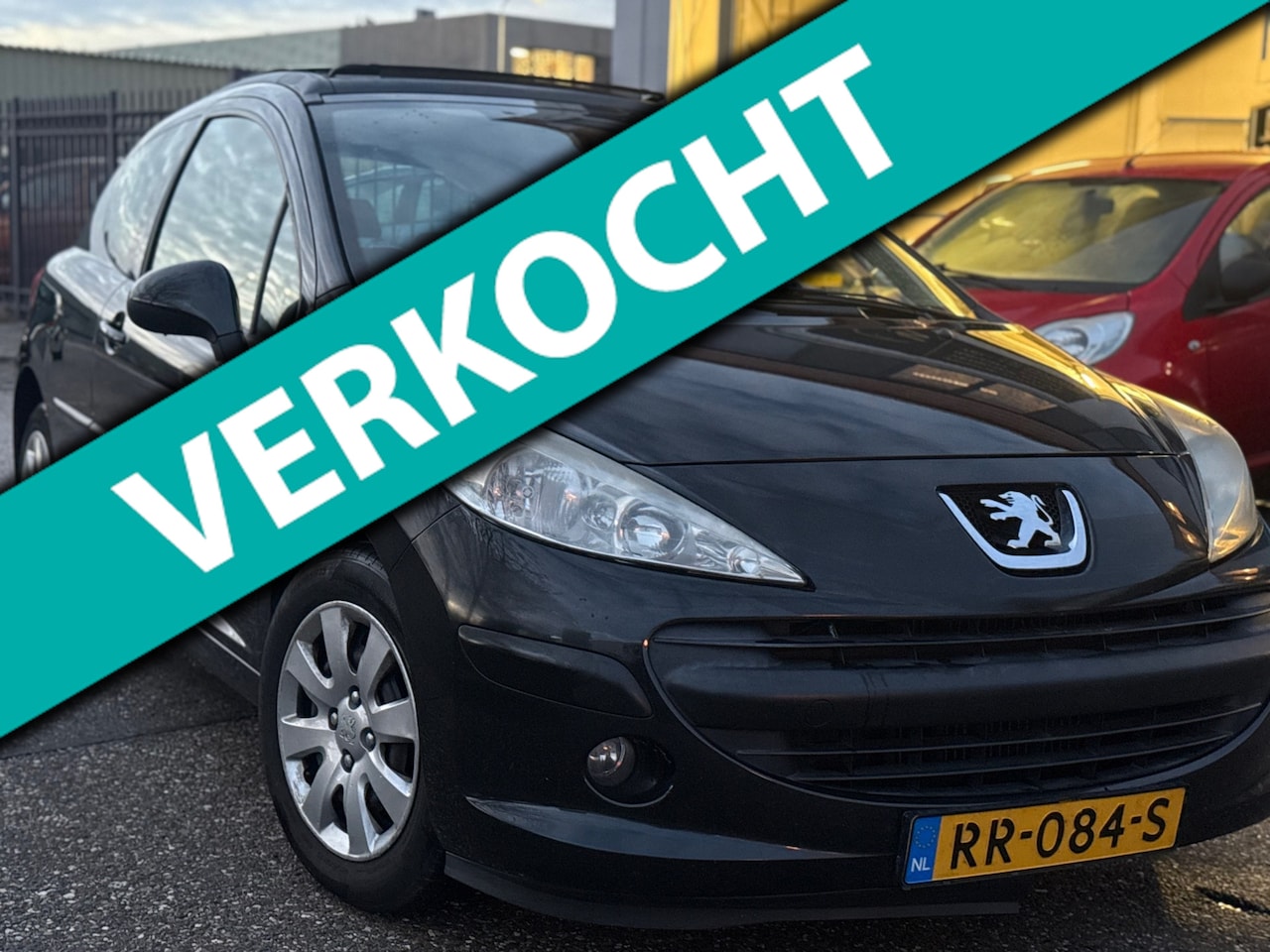 Peugeot 207 - 1.4 XR Nap apk pano dak 2 sleutels nette staat - AutoWereld.nl