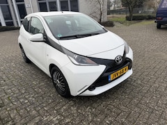 Toyota Aygo - 1.0 VVT-i x