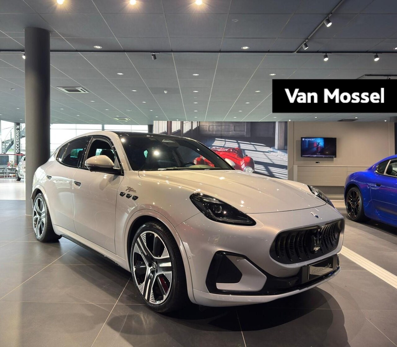 Maserati Grecale - AWD Folgore 105kWh | 557PK | Sonus Faber Audio | Matrix Koplampen | Head-up Display | Pano - AutoWereld.nl