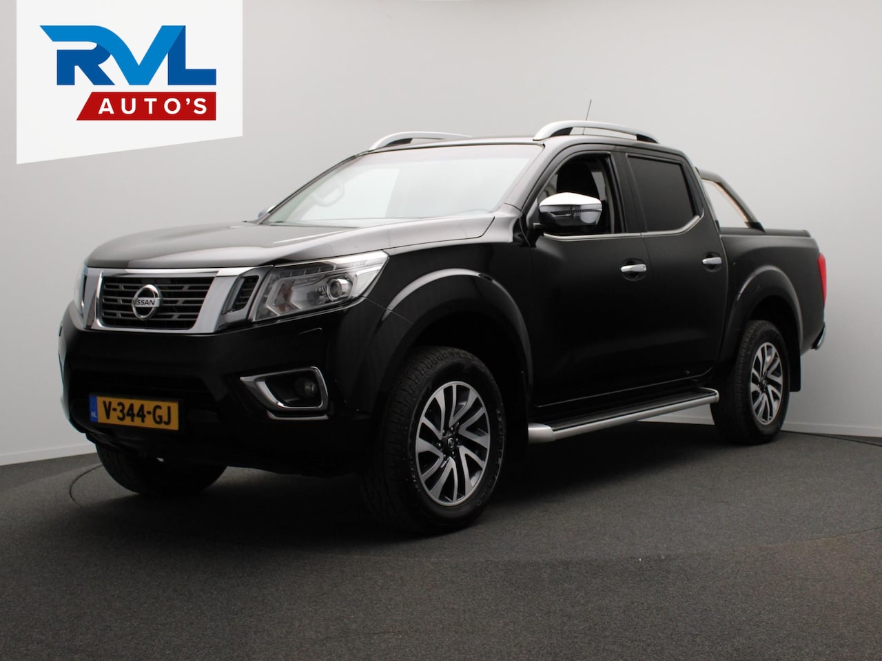 Nissan Navara - 2.3 dCi Optima Double Cab Trekhaak Navigatie Rondomzicht/Camera Origineel NL - AutoWereld.nl