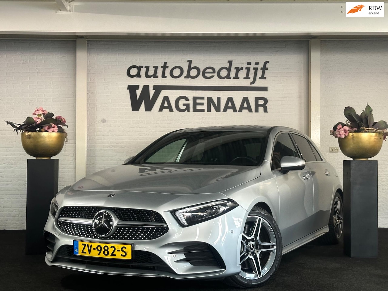 Mercedes-Benz A-klasse - 250 Amg head up/burmester - AutoWereld.nl