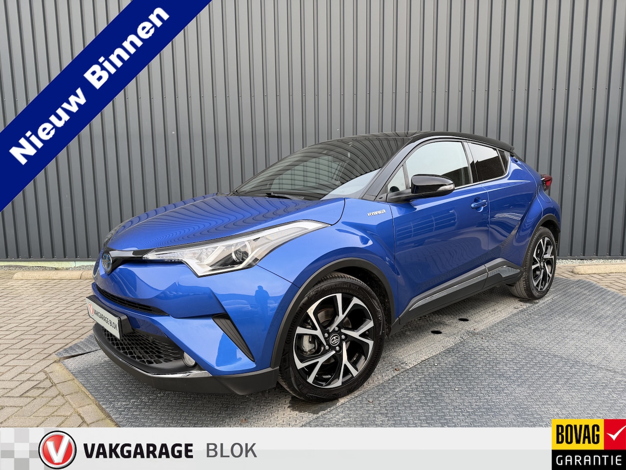 Toyota C-HR - 1.8 Hybrid Bi-Tone | BOVAG GARANTIE | Rijklaar!! - AutoWereld.nl