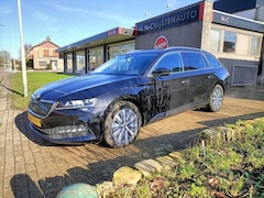 Skoda Superb Combi - 1.4 TSi PHEV, Navi, ACC, Tiptr, Trekhaak