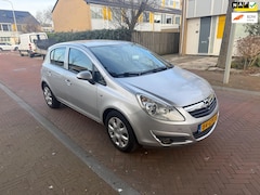 Opel Corsa - Airco / 71.000 NAP / Tweede eigenaar / Leuke auto