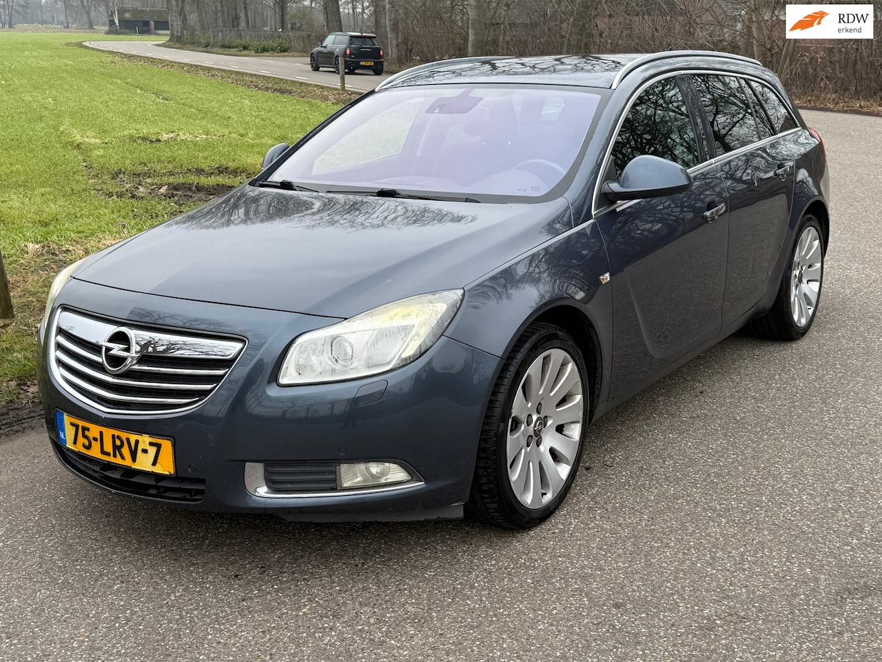 Opel Insignia Sports Tourer - 1.6 T Edition | AIRCO | CRUISE | XENON | NAVI | LM VELGEN | - AutoWereld.nl