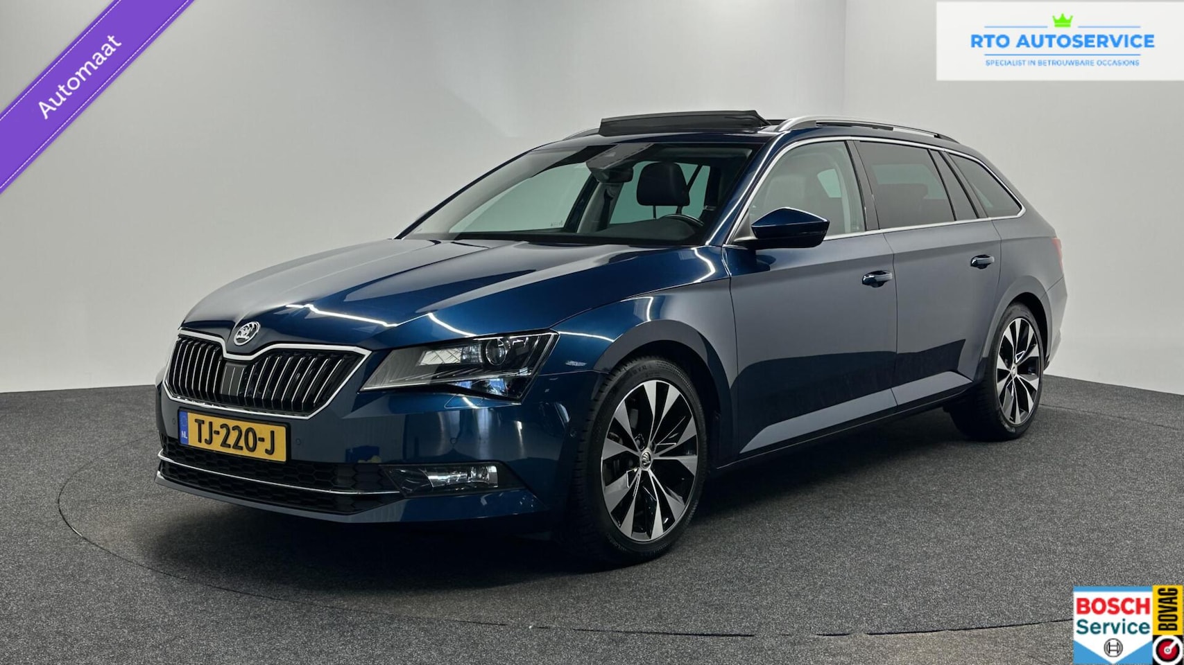 Skoda Superb Combi - 1.4 TSI ACT Style Business NAVI PANO CARPLAY. - AutoWereld.nl