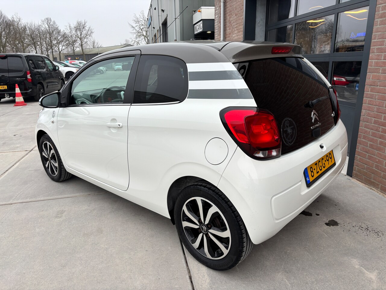 Citroën C1 - 1.0 e-VTi Shine | 1e eig. Navi. Clima. Etc.