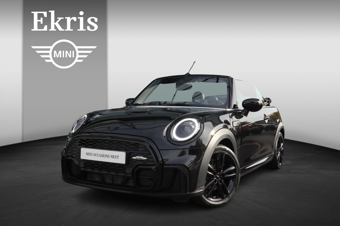 MINI Cabrio - Cooper | John Cooper Works uitvoering | Leder | Stoelverwarming | Comfort Acces - AutoWereld.nl
