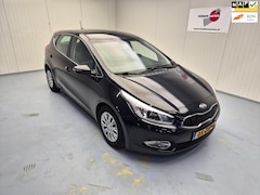 Kia Cee'd - 1.6 GDI Plus Pack Navi Camera Cruise Control Ecc Alu Pdc