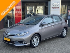 Toyota Auris - 1.8 Hybrid ASPIRATION NL-AUTO 1E-EIG 100%-DEALERONDERHOUDEN TREKHAAK NAVI CRUISE 4S-BANDEN